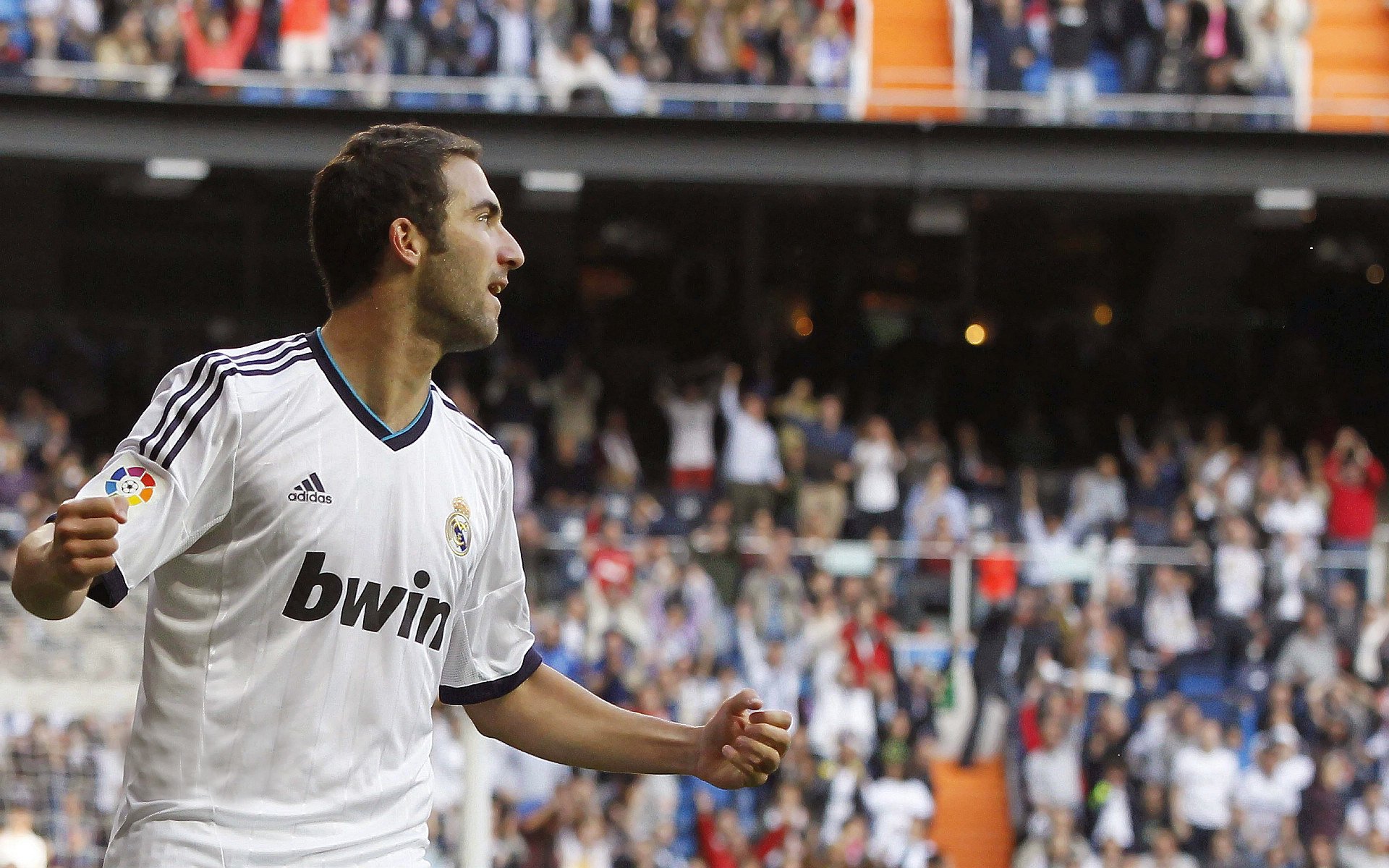 防守阵容搭配对进攻端的限制分析，防守还是进攻