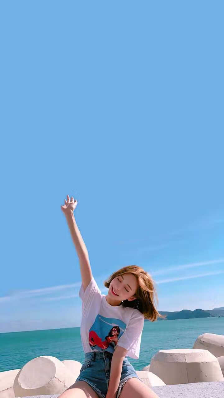 奥地利仰泳节奏控制出色，澳大利亚女子仰泳冠军